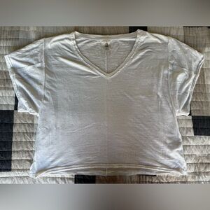 We The Free Cream V-Neck Short Sleeve Tee